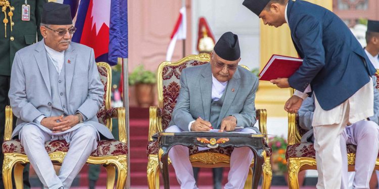 নেপালে চতুর্থবার প্রধানমন্ত্রী হিসেবে শপথ নিলেন অলি