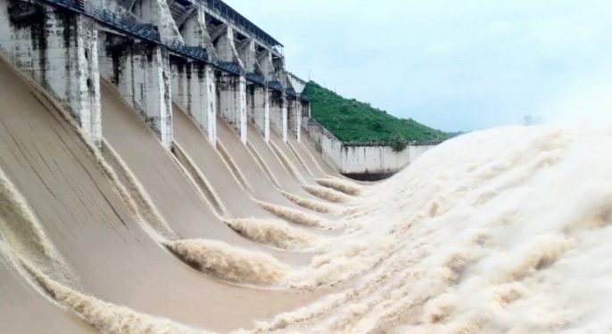 এবার ফারাক্কার ১০৯ গেট খুলে দিল ভারত