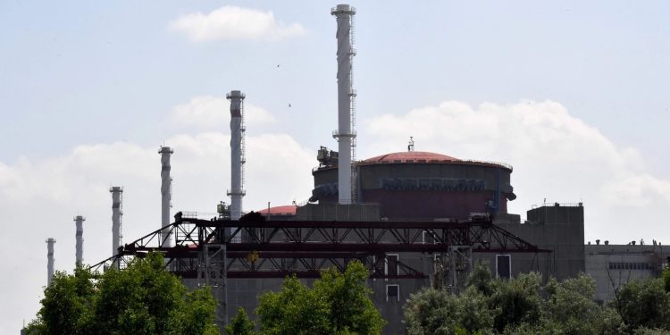 ইউক্রেনের বিদ্যুৎ কেন্দ্রে রাশিয়ার ড্রোন হামলা