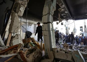 পশ্চিম তীরে ইসরায়েলি বিমান হামলায় নিহত ৫