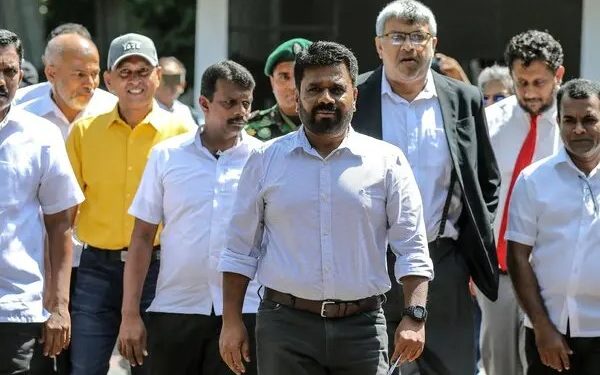 ইতিহাস সৃষ্টি করেছেন দিসানায়েকে