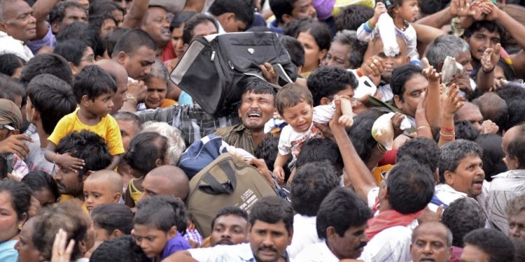 ভারতে ধর্মীয় উৎসবের সময় পানিতে ডুবে ৪৬ জনের মৃত্যু