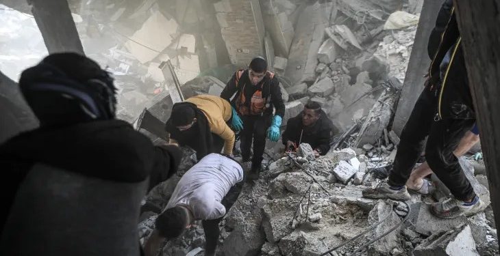 গাজায় ইসরাইলি হামলায় আরও ৪০ ফিলিস্তিনি নিহত