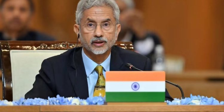 পাকিস্তান সফরে যাচ্ছেন ভারতের পররাষ্ট্রমন্ত্রী