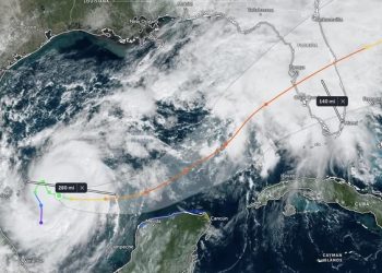 ধেয়ে আসছে ‘মিল্টন’, আঘাত হানবে যেখানে