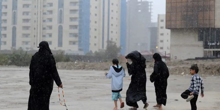 ভারী বৃষ্টিতে মক্কায় আকস্মিক বন্যা