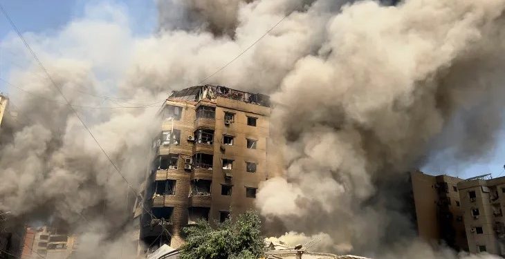 লেবাননে হাসপাতালের পাশে ইসরাইলি হামলায় ৪ শিশুসহ নিহত ১৮