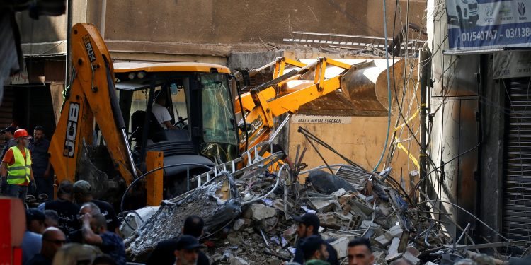 লেবাননজুড়ে ইসরাইলের ভয়াবহ হামলা, নিহত ২৪