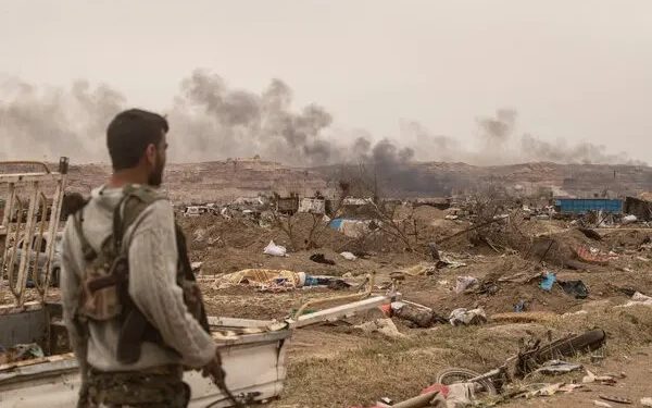 মার্কিন বিমান হামলায় সিরিয়ায় নিহত ৩৫