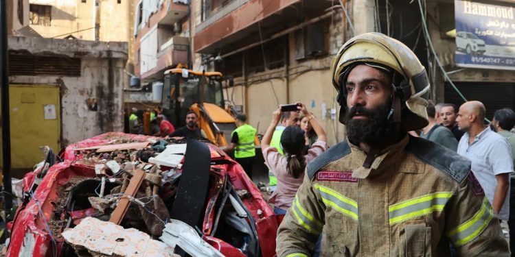 বৈরুতে ইসরায়েলের অতর্কিত হামলায় নিহত ১৫, ক্ষুব্ধ অধিবাসীরা