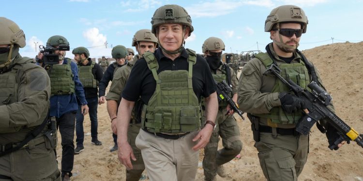 হামাসের হাতে জিম্মিদের মুক্তিতে ৫০ লাখ ডলার ঘোষণা নেতানিয়াহুর