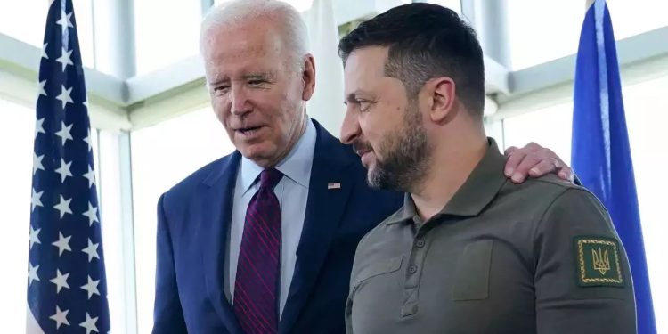 এবার ইউক্রেনে মনুষ্যবিহীন মাইন সরবরাহের অনুমোদন বাইডেনের