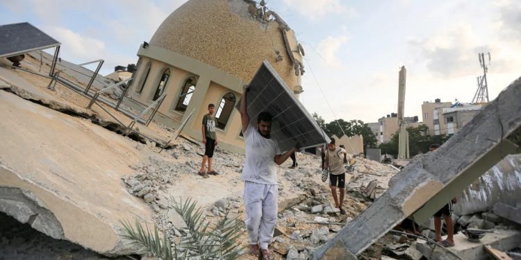 গাজায় মসজিদ গুঁড়িয়ে দিলো ইসরায়েল, একদিনে নিহত ৩৮