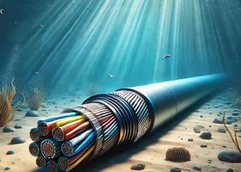 সমুদ্রের নিচ দিয়েই আসে ইন্টারনেটের ডাটা!