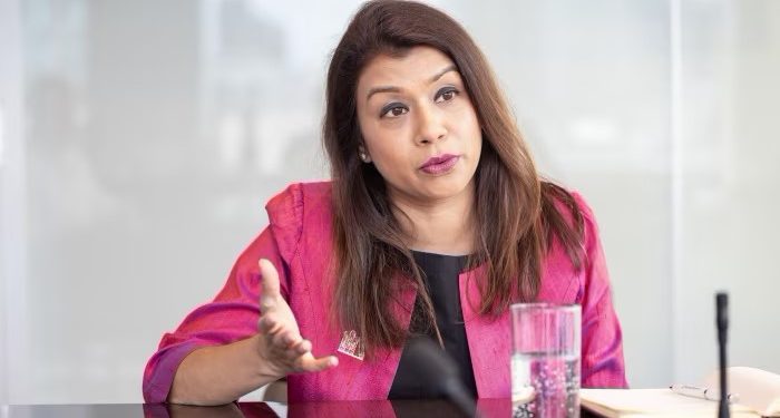 দুর্নীতির অভিযোগ মেলছে ডালপালা, বরখাস্ত হতে পারেন টিউলিপ