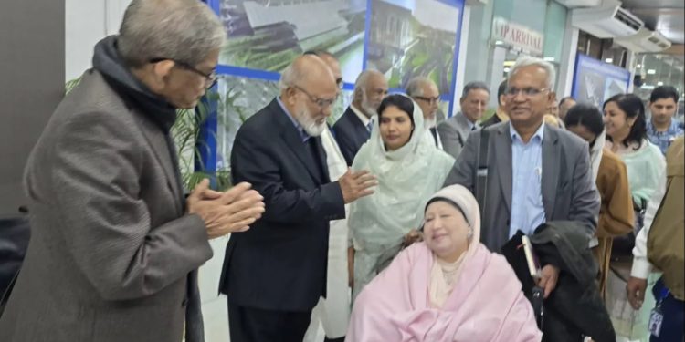 খালেদা জিয়াকে লন্ডনে স্বাগত জানাবেন যে পাঁচজন