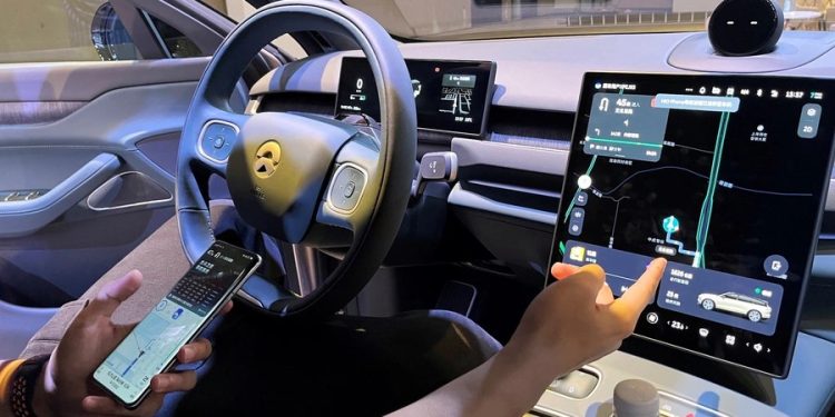 যুক্তরাষ্ট্রে নিষিদ্ধ হচ্ছে চীনা ও রুশ প্রযুক্তির স্মার্ট গাড়ি