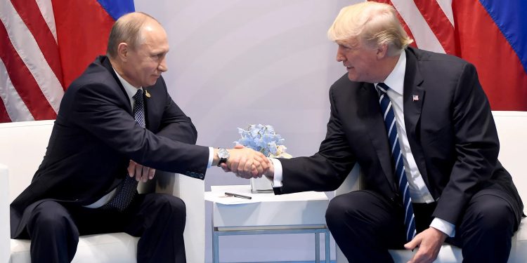 পুতিনের সঙ্গে বৈঠকে বসছেন ট্রাম্প