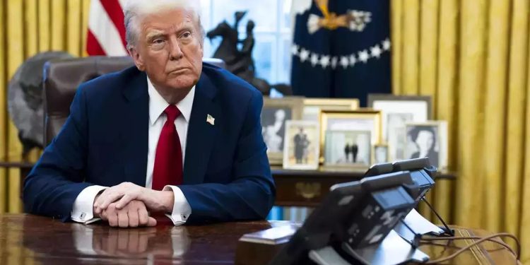 কানাডা-মেক্সিকোর ওপর ২৫ শতাংশ শুল্ক আরোপ স্থগিত করলেন ট্রাম্প