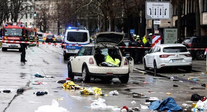 মিউনিখে ভিড়ের মধ্যে গাড়ি ঢুকে বহু হতাহত