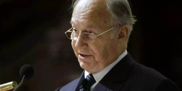 মারা গেছেন ইসমাইলি শিয়া মুসলিমদের নেতা আগা খান