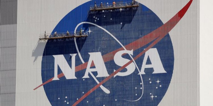 নাসার প্রধান বিজ্ঞানী বরখাস্ত, আরও ছাঁটাইয়ের ইঙ্গিত দিল ট্রাম্প প্রশাসন