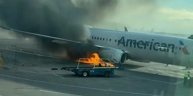 যুক্তরাষ্ট্রে উড়োজাহাজে আগুন