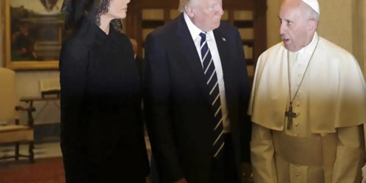 পরবর্তী পোপ হতে আগ্রহী ট্রাম্প!