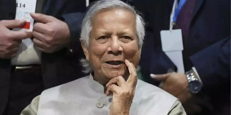 অন্তর্বর্তী সরকার বাংলাদেশে মানুষের মৌলিক স্বাধীনতাকে ঝুঁকিতে ফেলেছে