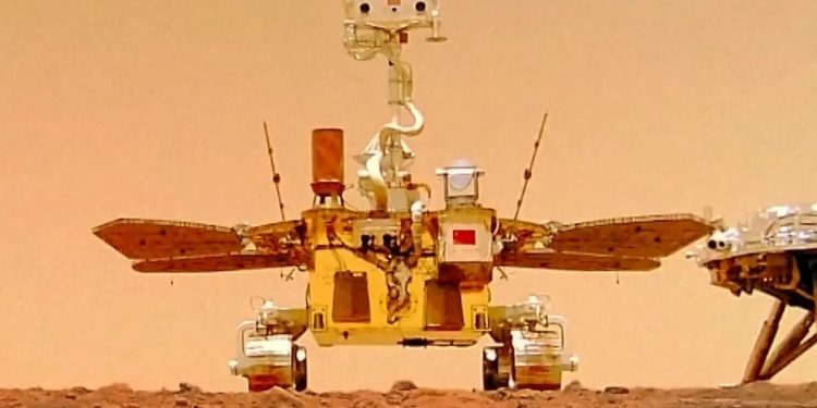 মঙ্গলে বিদ্যুৎ উৎপাদনের দাবি চীনা বিজ্ঞানীদের