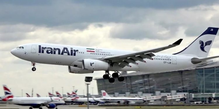 আকাশসীমা পুরোপুরি খুলে দিল ইরান