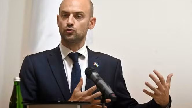 ফিলিস্তিনি কর্মকর্তাদের মার্কিন ভিসা বাতিলের সমালোচনা করল ফ্রান্স