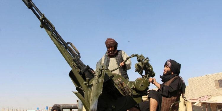 যুদ্ধবিরতি ‘লঙ্ঘন’ করে আফগানিস্তানে পাকিস্তানের বিমান হামলা