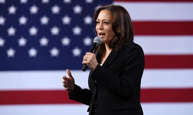 আবারও প্রেসিডেন্ট নির্বাচনে প্রতিদ্বন্দ্বিতার ইঙ্গিত কমলা হ্যারিসের