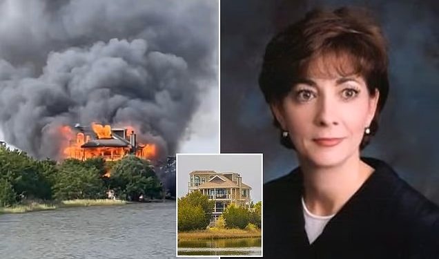 যুক্তরাষ্ট্রে হত্যার হুমকির পর বিচারকের ১.৫ মিলিয়ন ডলারের বাড়ি পুড়ে ছাই