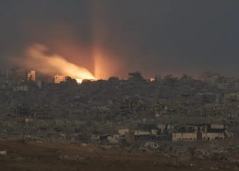 যুদ্ধবিরতি ঘোষণার পরও গাজায় ইসরাইলের ভয়াবহ বোমাবর্ষণ