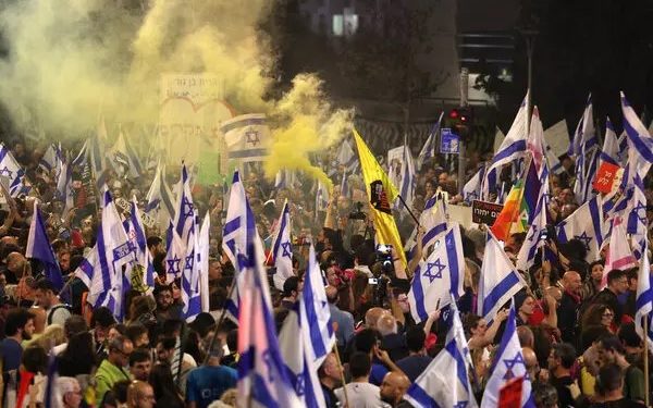 ট্রাম্পের যুদ্ধবিরতি চুক্তির সমর্থনে রাস্তায় নেমেছে হাজার হাজার ইসরায়েলি