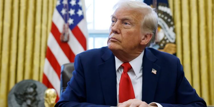 রাজনৈতিক বিজ্ঞাপনের পর কানাডার সঙ্গে বাণিজ্য আলোচনা বাতিলের ঘোষণা ট্রাম্পের