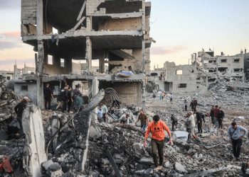 যুদ্ধবিরতির মধ্যেও গাজায় হামলা, ত্রাণ প্রবেশে বাধা