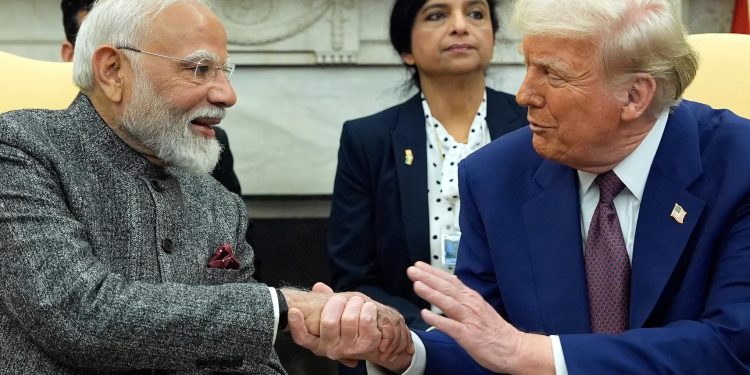 চাপের মধ্যেই যুক্তরাষ্ট্র থেকে গ্যাস কিনবে ভারত