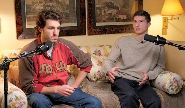 ইমরান খান ‘ডেথ সেলে’ আছেন,অভিযোগ ছেলেদের