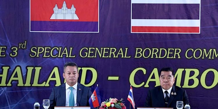 যুদ্ধবিরতিতে সম্মত থাইল্যান্ড-কম্বোডিয়া