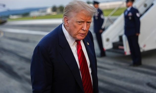 ফের ভারতকে হুমকি দিলেন ট্রাম্প