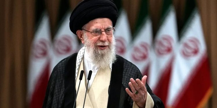 ইরান যুক্তরাষ্ট্রকে পরাজিত করেছে: খামেনি