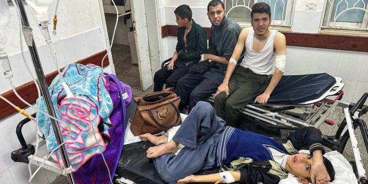 গাজায় ছড়িয়ে পড়ছে ভয়াবহ ভাইরাস