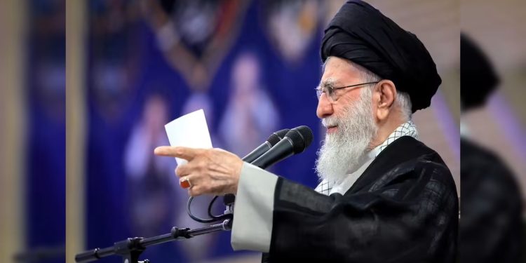 ইরানের সর্বোচ্চ নেতা খামেনি এখন কোথায়?