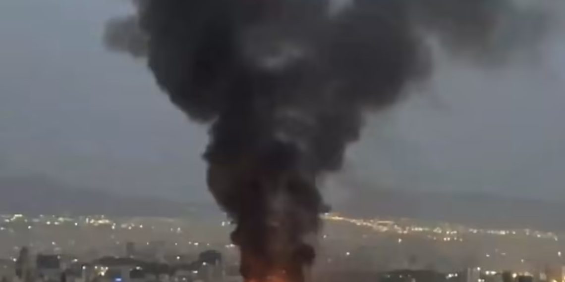 মাইক্রোসফটের কার্যালয়ে হামলা করল ইরান