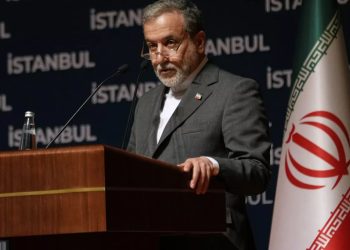 বিশ্বকে কড়া হুঁশিয়ারি দিলেন ইরানের পররাষ্ট্রমন্ত্রী