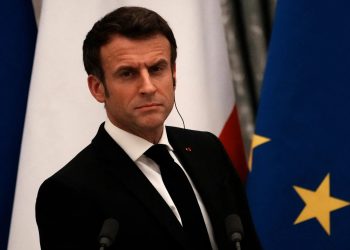 হরমুজ সংকটেও রুশ নিষেধাজ্ঞা তোলা অসম্ভব: ম্যাক্রোঁ