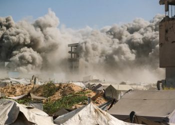 গাজায় ইসরাইলি ড্রোন হামলায় আল জাজিরার সাংবাদিক নিহত